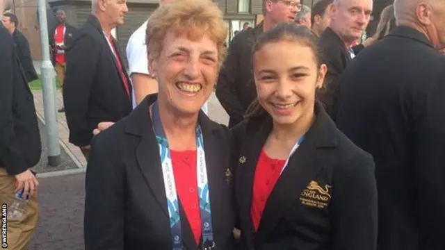 England's Doreen Flanders and Vicky Vincent