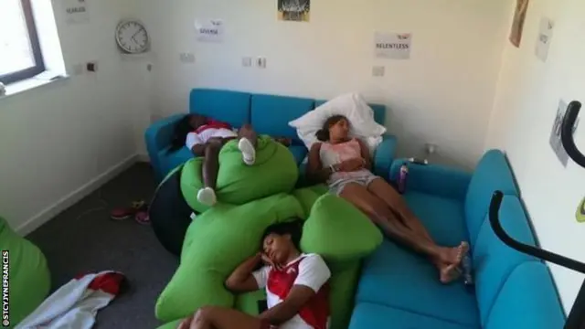 England netball players sleeping