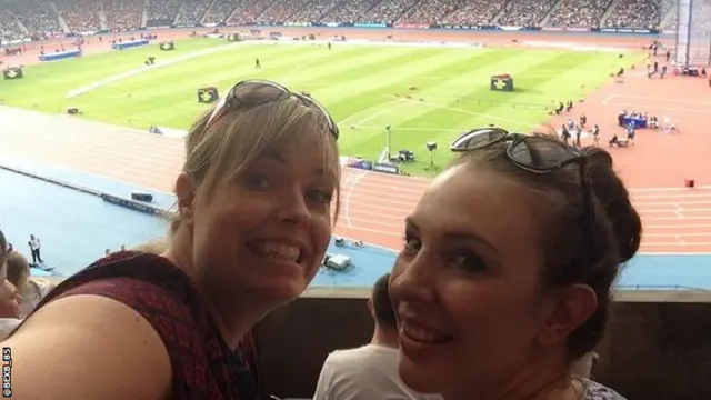 Commonwelfie at Hampden Park