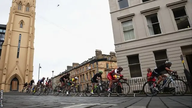 Women's road race