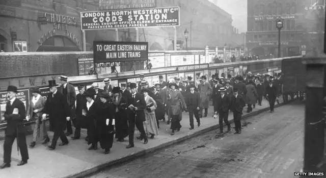 Crowds arriving in London for Bank Holiday