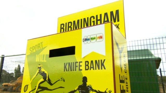 Knife bank