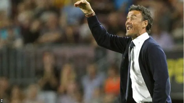 Barcelona's head coach Luis Enrique gives instructions