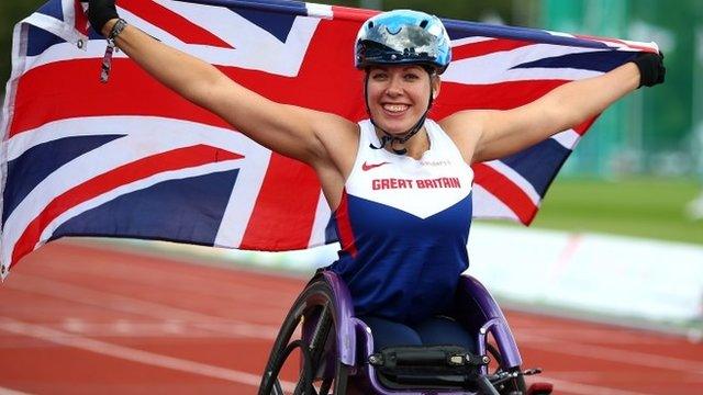 Hannah Cockroft of Great Britain celebrates after winning the womens 800m T34 final