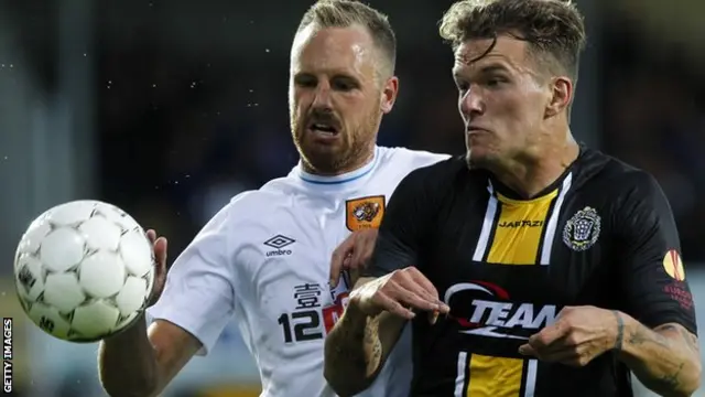 Hull v KSC Lokeren