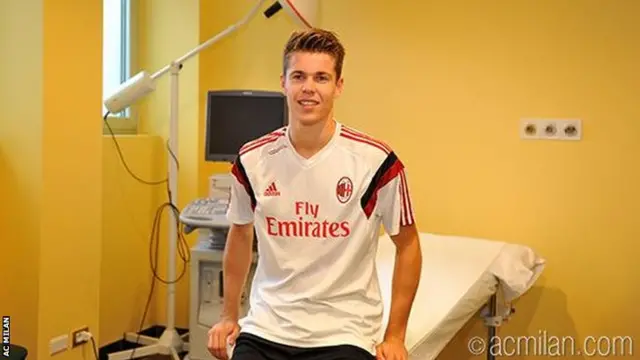 Marco van Ginkel during his medical at AC Milan