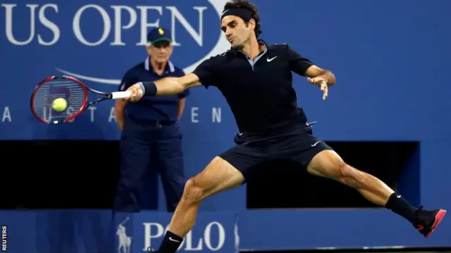 Roger Federer in the first set against Gael Monfils