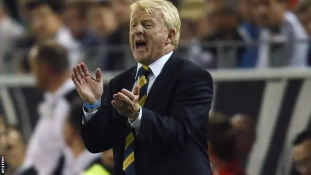 Gordon Strachan reacts