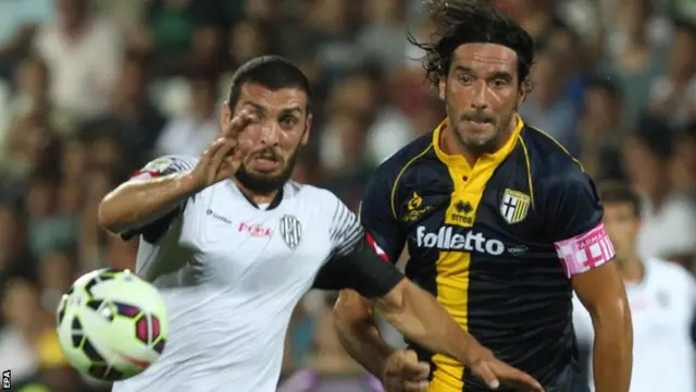 Cesena's Guido Marilungo (left) and Parma's Alessandro Lucarelli