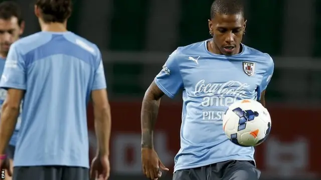 Hull and Uruguay star Abel Hernandez