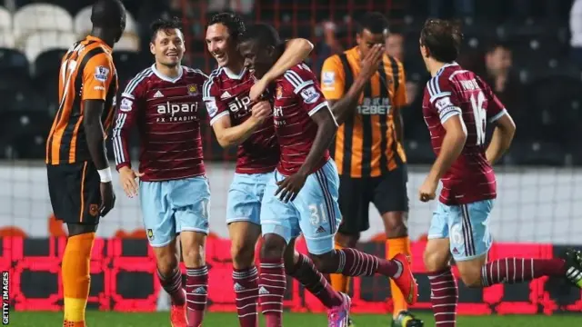 West Ham celebrate equalising at Hull City