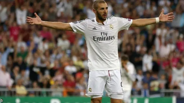 Real Madrid's Karim Benzema celebrates after scoring