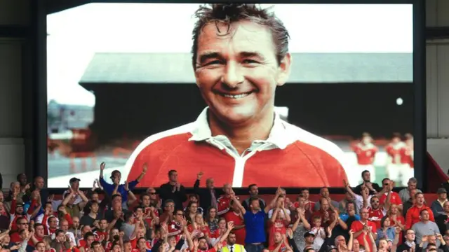 Brian Clough cheered by fans