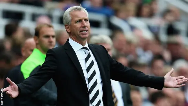 Newcastle manager Alan Pardew reacts to the referee