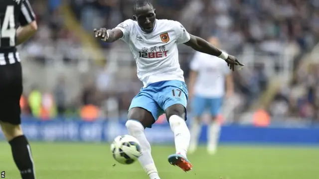 Mohamed Diame scores Hull's second