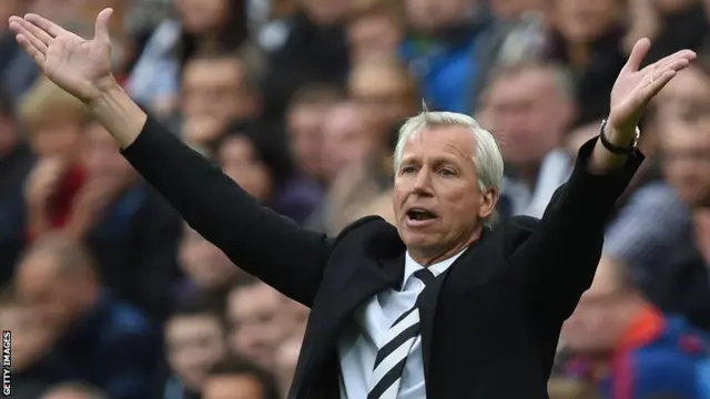 Newcastle boss Alan Pardew