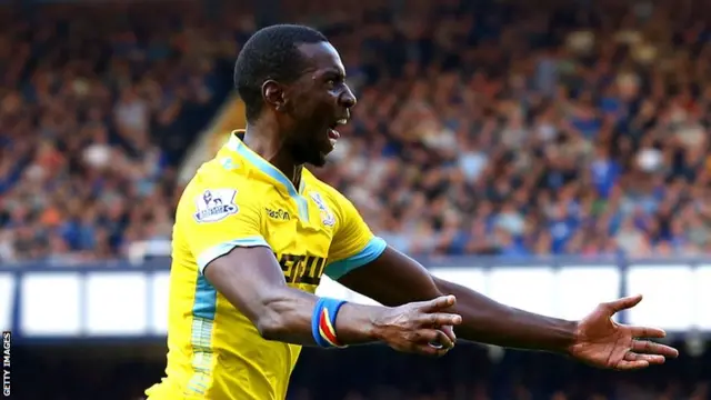 Yannick Bolasie scores for Crystal Palace