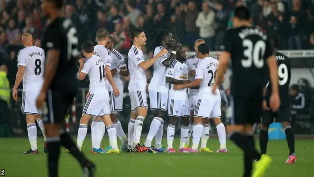 Swansea winger Nathan Dyer celebrates after putting Swansea 1-0 up against Everton