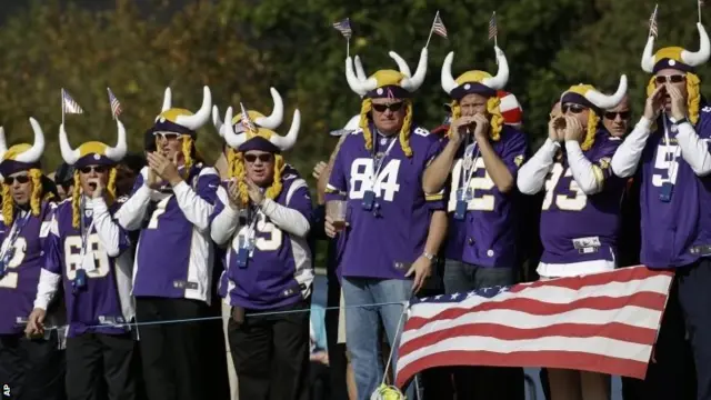 Minnesota Vikings fans