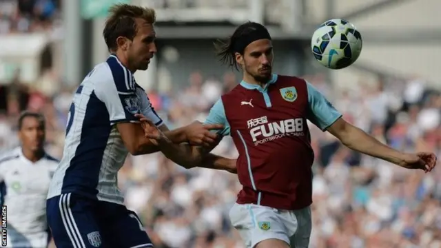 George Boyd holds off Craig Dawson