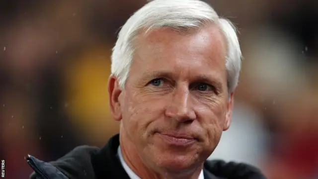 Newcastle United manager Alan Pardew