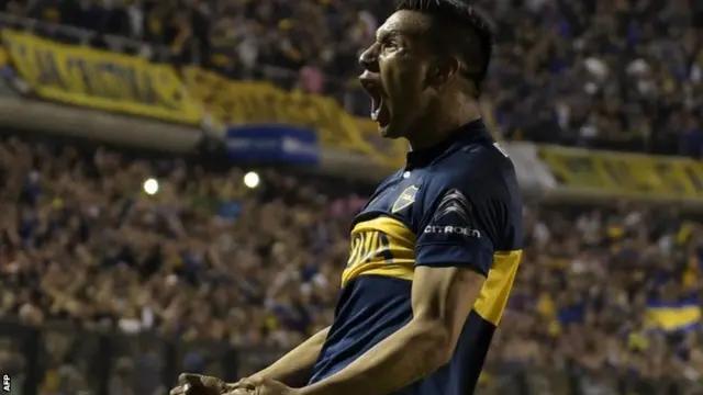 Andres Chavez scores for Boca Juniors