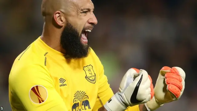 Tim Howard celebrates