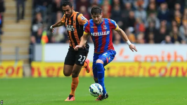 Ahmed Elmohamady tangles with Joel Ward