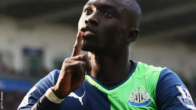 Papiss Cisse scores his second for Newcastle against Swansea