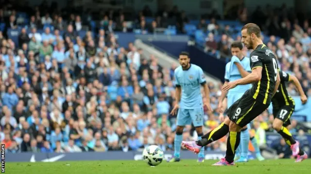 Roberto Soldado misses a penalty