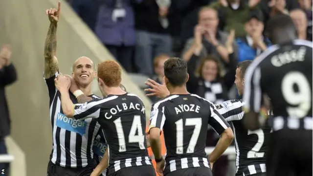 Gabriel Obertan celebrates