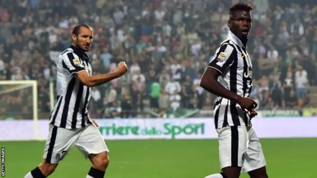 Paul Pogba celebrates