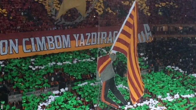 Turkish fans display a mosaic