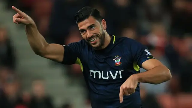 Graziano Pelle celebrates for Southampton