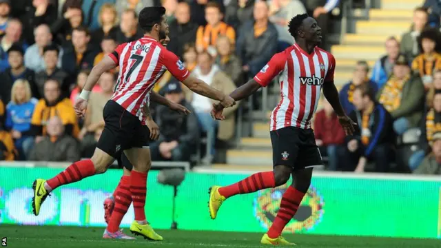 Victor Wanyama celebrates for Southampton