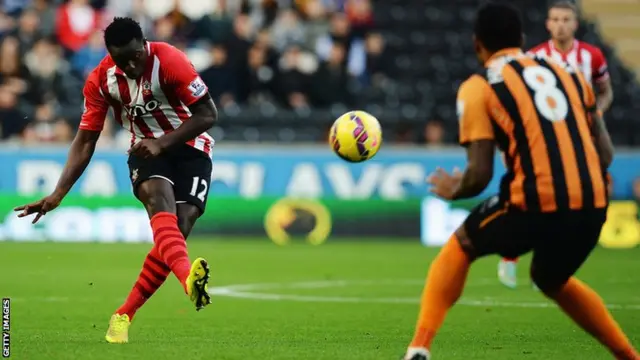 Victor Wanyama scores for Southampton