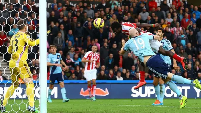 Mame Biram Diouf scores for Stoke