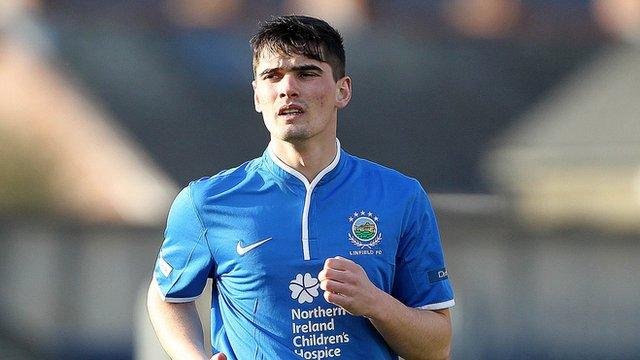 Linfield's Jimmy Callacher scored the winner against Glenavon