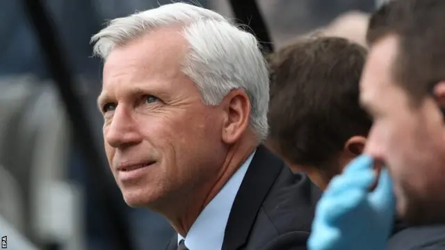 Newcastle manager Alan Pardew