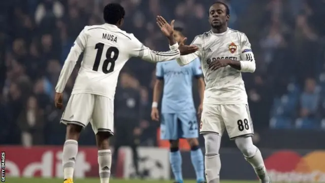 Seydou Doumbia celebrates