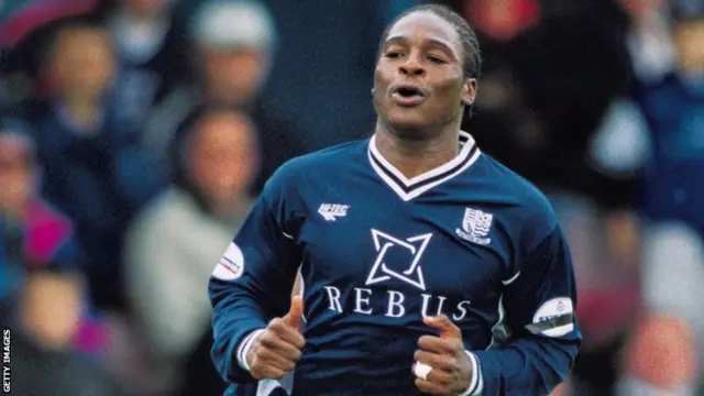 Barrington Belgrave playing for Southend