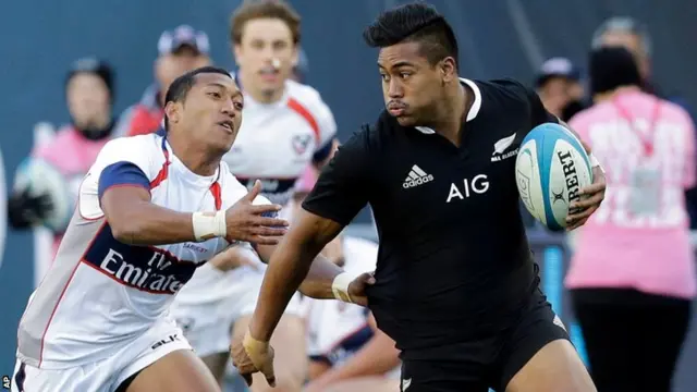 Julian Savea