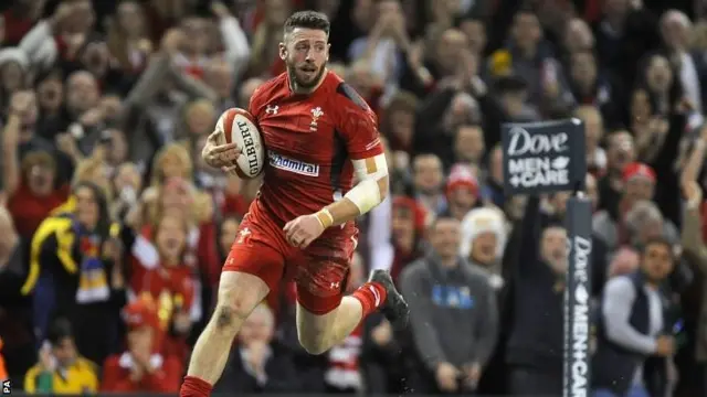 Alex Cuthbert