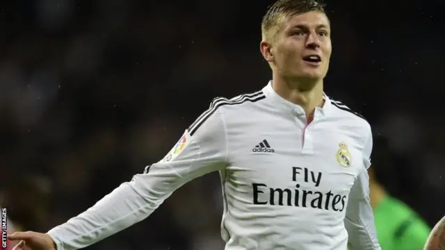 Toni Kroos celebrates