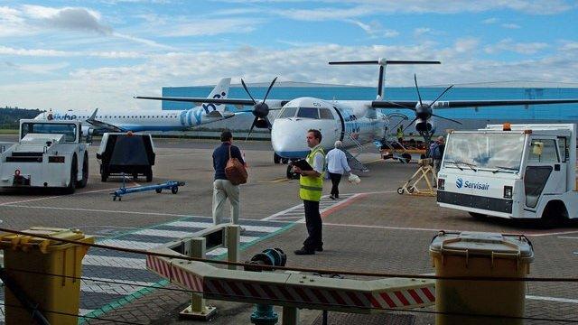 Dash 8 at Southampton Airport (generic image)