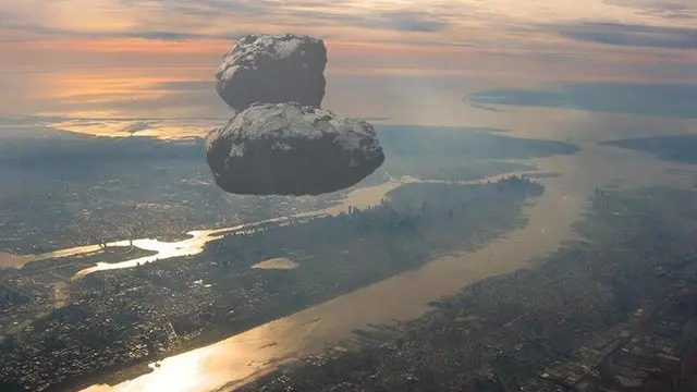 Comet imposed on New York for scale