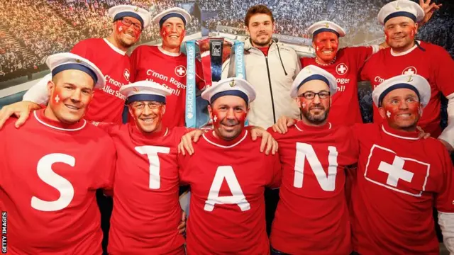 Stan Wawrinka with his fans