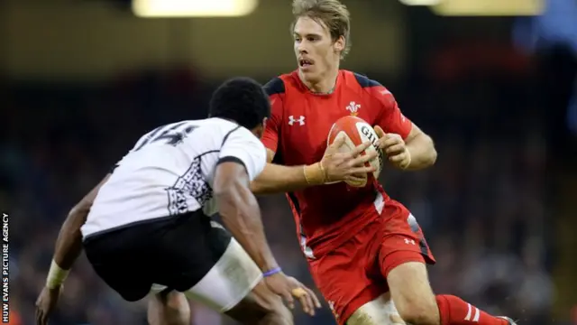 Liam Williams