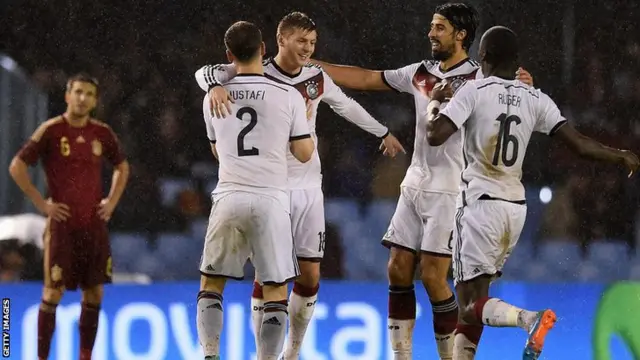 Toni Kroos celebrates for Germany