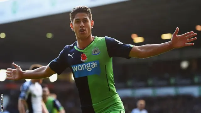 Ayoze Perez sports the Newcastle away kit